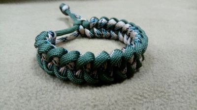 Лот: 11371515. Фото: 1. Паракордовый браслет Shark Jaw... Браслеты