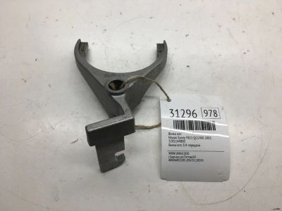 Лот: 20385703. Фото: 1. Вилка КПП Nissan Sunny 2001 3281144B00... Трансмиссия