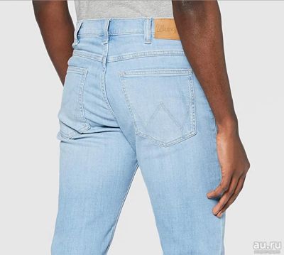 Лот: 16846261. Фото: 1. Джинсы прямые мужские Wrangler... Брюки, джинсы, шорты