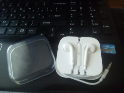 Лот: 6802725. Фото: 1. Apple EarPods Оригинал. Красноярск