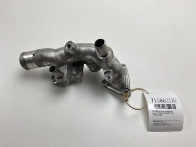 Лот: 20754334. Фото: 1. Патрубок системы охлаждения Lexus... Тормозная система