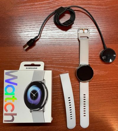 Лот: 17515274. Фото: 1. Samsung Galaxy Watch Active. Смарт-часы, фитнес-браслеты, аксессуары