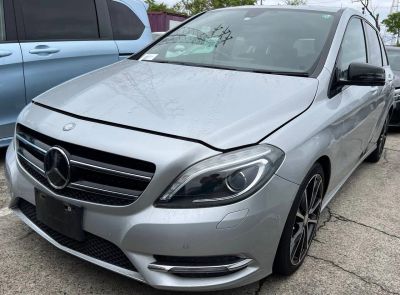 Лот: 25622953. Фото: 1. Mercedes-Benz B-Class, 2014 год. Автомобили