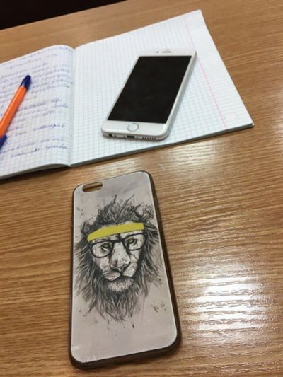 Лот: 10928225. Фото: 1. IPhone 6s 128gb, silver. Смартфоны
