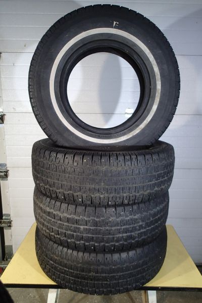 Лот: 18931081. Фото: 1. BFGoodrich WinterSlalom 235/75... Шины