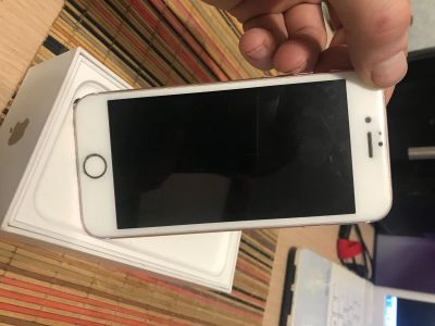 Лот: 17106856. Фото: 1. iPhone 6s rose gold 64gb. Смартфоны