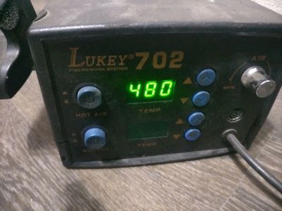 Лот: 22569479. Фото: 1. Паяльная станция Lukey 702. Радиолюбительский инструмент