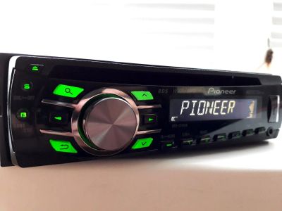 Лот: 10657776. Фото: 1. Магнитола Pioneer DEH-2310UB. Автомагнитолы