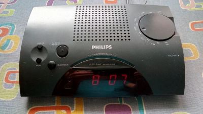 Лот: 10556673. Фото: 1. Радиочасы Philips AJ 3150. Тюнеры, радиоприёмники