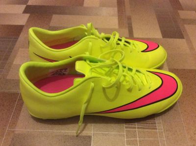 Лот: 5157828. Фото: 1. Бутсы Nike 42,5. Кеды, кроссовки, слипоны