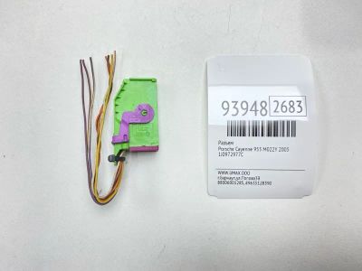 Лот: 24774589. Фото: 1. Разъем Porsche Cayenne 2005 1J0972977C... Двигатель и элементы двигателя
