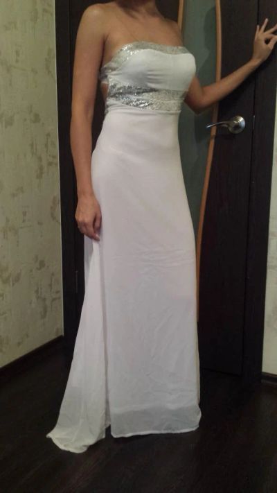 Лот: 7406354. Фото: 1. Платье белое. Свадебные платья