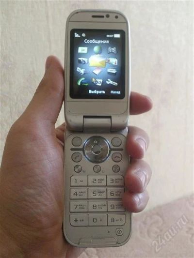 Лот: 1178331. Фото: 1. Sony Ericsson z750i (возможен... Кнопочные мобильные телефоны