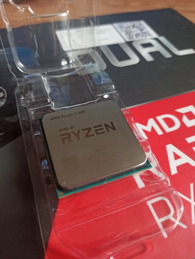 Лот: 21545515. Фото: 1. Amd ryzen 5 1600. Процессоры