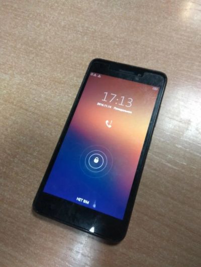 Лот: 8549045. Фото: 1. Смартфон Lenovo S60. Смартфоны
