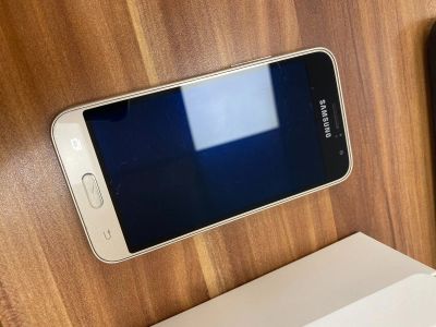 Лот: 17648561. Фото: 1. Сотовый телефон Samsung J1 (j120f... Смартфоны