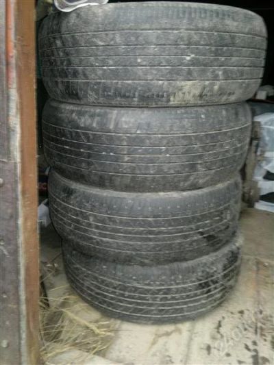 Лот: 1301790. Фото: 1. лето Brigestone 235/55 R18. Шины