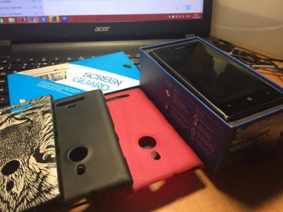 Лот: 7079653. Фото: 1. Nokia Lumia 925, комплект, чек. Смартфоны