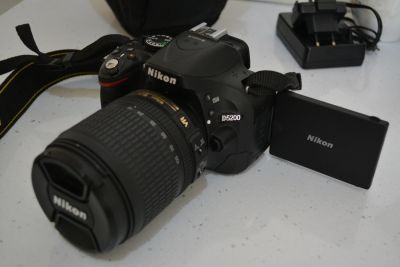 Лот: 17144818. Фото: 1. Nikon D5200 Nikon 18-105. Цифровые зеркальные