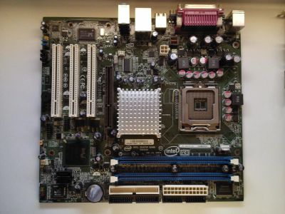 Лот: 4711042. Фото: 1. Материнская плата Intel D865GSA... Материнские платы