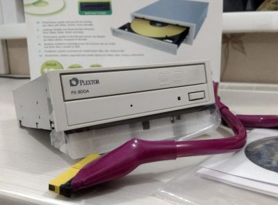 Лот: 10644975. Фото: 1. Plextor PX-800A. Приводы CD, DVD, BR, FDD