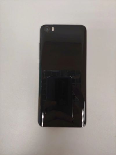 Лот: 14705245. Фото: 1. Xiaomi Mi5 64Gb Black (Б/У, удовлетворительное... Смартфоны