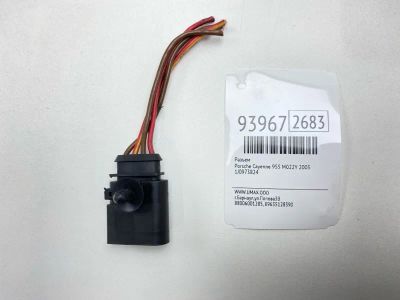 Лот: 24774573. Фото: 1. Разъем Porsche Cayenne 2005 1J0973824... Двигатель и элементы двигателя
