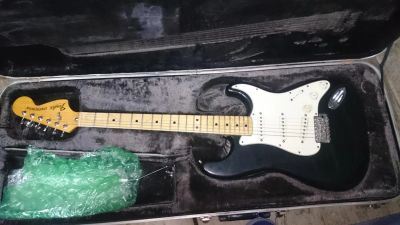 Лот: 5143589. Фото: 1. Fender Stratocaster 1976. Гитары