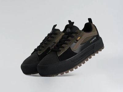 Лот: 25530673. Фото: 1. Кеды VANS Old Skool MTE-1. Кеды, кроссовки, слипоны