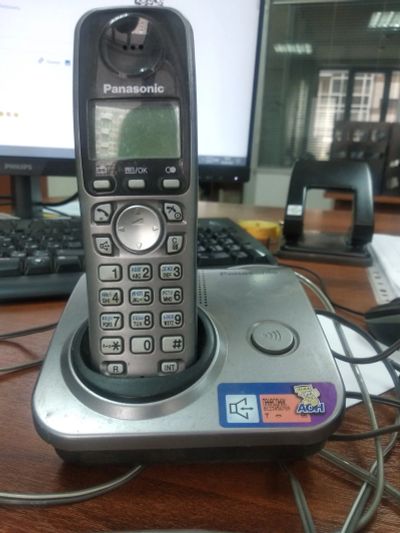 Лот: 18717657. Фото: 1. Телефон Panasonic KX-TG7205. Проводные телефоны