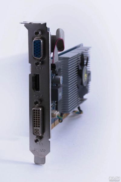 Лот: 13474643. Фото: 1. Видеокарта Manli GeForce 210... Видеокарты