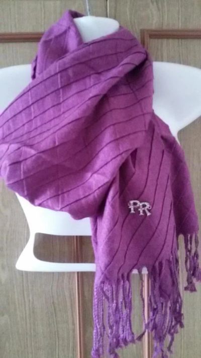 Лот: 7338204. Фото: 1. шарф фирменный PUNT ROMA с этикетками... Накидки, шали, палантины
