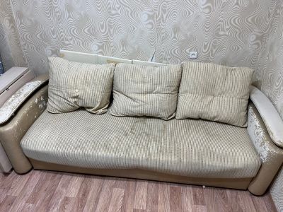 Лот: 25023750. Фото: 1. Диван раскладной б/у. Диваны