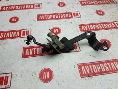 Лот: 20900580. Фото: 1. Датчик высоты дорожного просвета... Двигатель и элементы двигателя