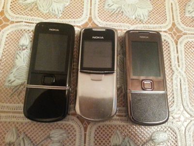 Лот: 4977947. Фото: 1. Nokia 8800! Cрочно!!. Кнопочные мобильные телефоны