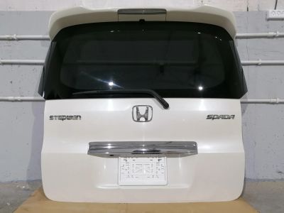 Лот: 25241187. Фото: 1. Дверь багажника Honda Stepwgn... Кузов