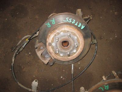 Лот: 20896727. Фото: 1. Ступица Toyota Avensis AZT255... Кузов