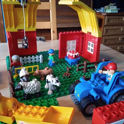 Лот: 19563173. Фото: 1. Lego duplo Цирк и Ферма. Конструкторы