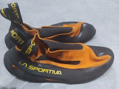 Лот: 17547150. Фото: 1. Скальные туфли Cobra (La Sportiva... Альпинизм и скалолазание