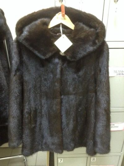 Лот: 4134053. Фото: 1. Продам норковую шубу! Цвет коричневый... Верхняя одежда