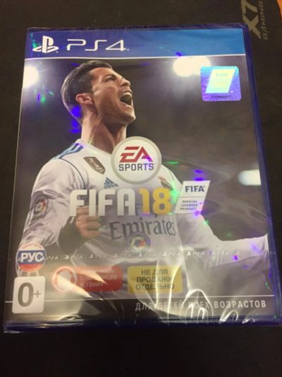 Лот: 10462871. Фото: 1. FIFA 18 PS4. Игры для консолей