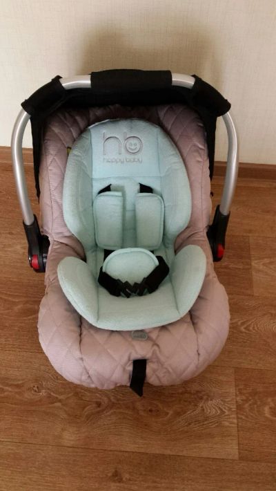 Лот: 4795399. Фото: 1. Автолюлька happy baby 0-13кг. Детские автокресла