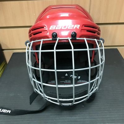Лот: 12427534. Фото: 1. Хоккейный Шлем Bauer 2100 Combo... Защита тела