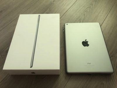 Лот: 14798568. Фото: 1. Apple Ipad 2018 32GB wi-fi. Планшеты