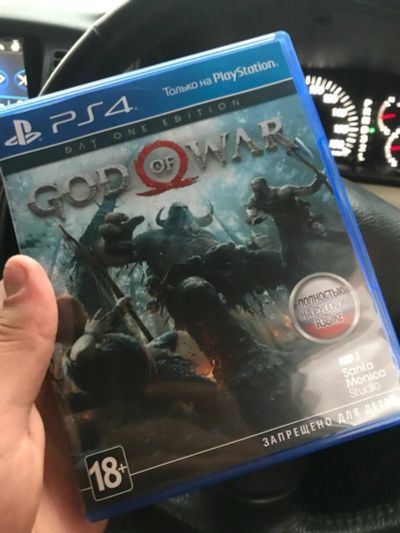 Лот: 11562519. Фото: 1. God of War Day One Edition. Игры для консолей