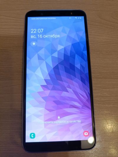 Лот: 19529938. Фото: 1. Samsung j8. Смартфоны