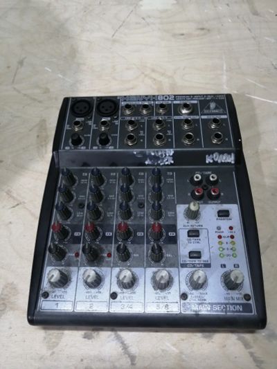 Лот: 25678731. Фото: 1. Behringer Xenyx 802 Микшерный... Микшеры, предусилители, микрофонные эффекты