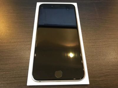 Лот: 10410378. Фото: 1. Б/у 64GB iPhone 6 Plus Space Gray... Смартфоны