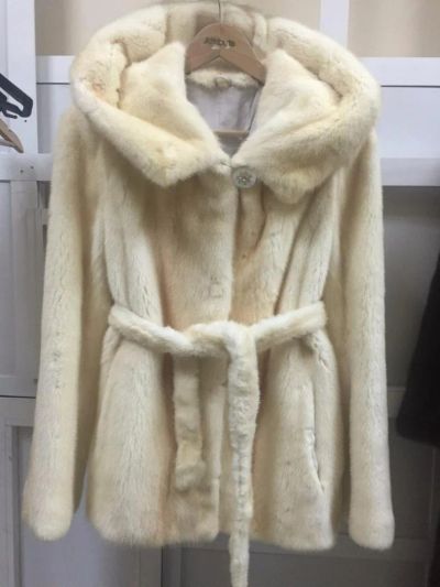 Лот: 7302782. Фото: 1. Продам норковую шубу в хорошем... Верхняя одежда
