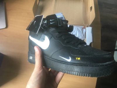 Лот: 19281058. Фото: 1. Кроссовки Nike AirForce 1 зимние. Кеды, кроссовки, слипоны